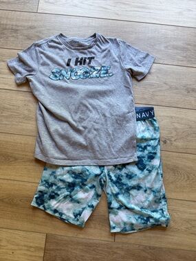 Old Navy Gray Tee & Blue Tie-Dye Pajama Set